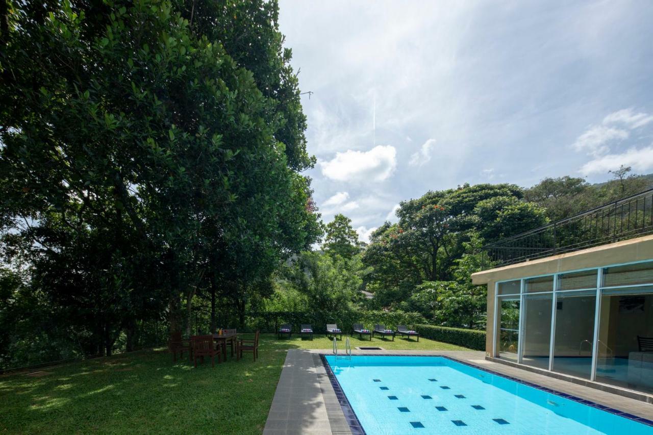 Melheim Kandy Villas Exterior foto