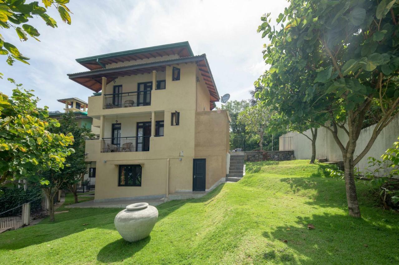 Melheim Kandy Villas Exterior foto